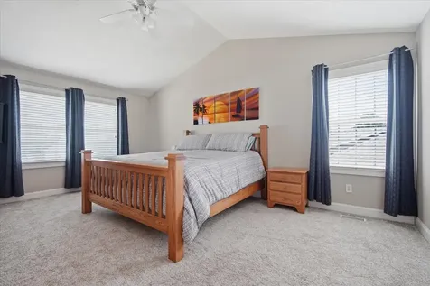 46 Conway Circle Bloomington IL 61704