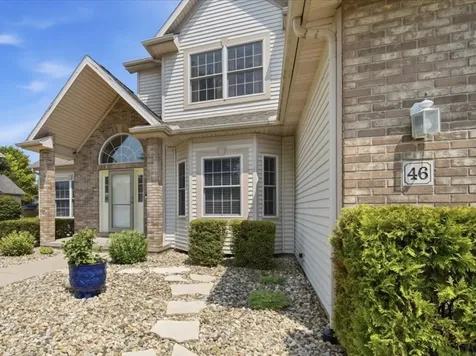 46 Conway Circle Bloomington IL 61704