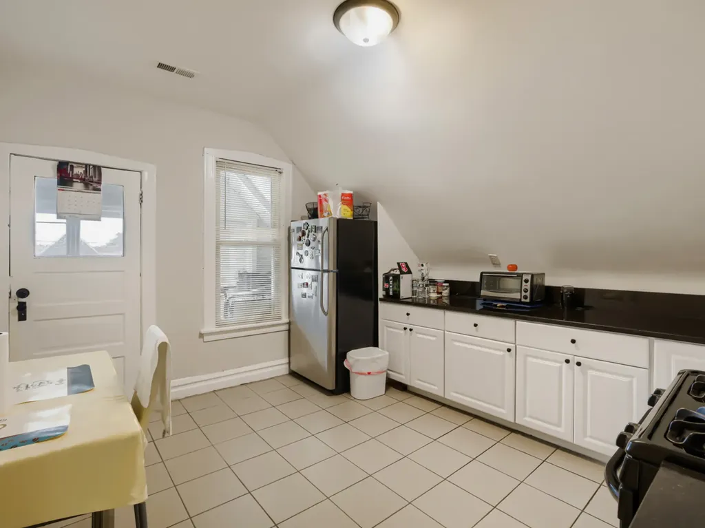1841 North Keystone Avenue Chicago IL 60639
