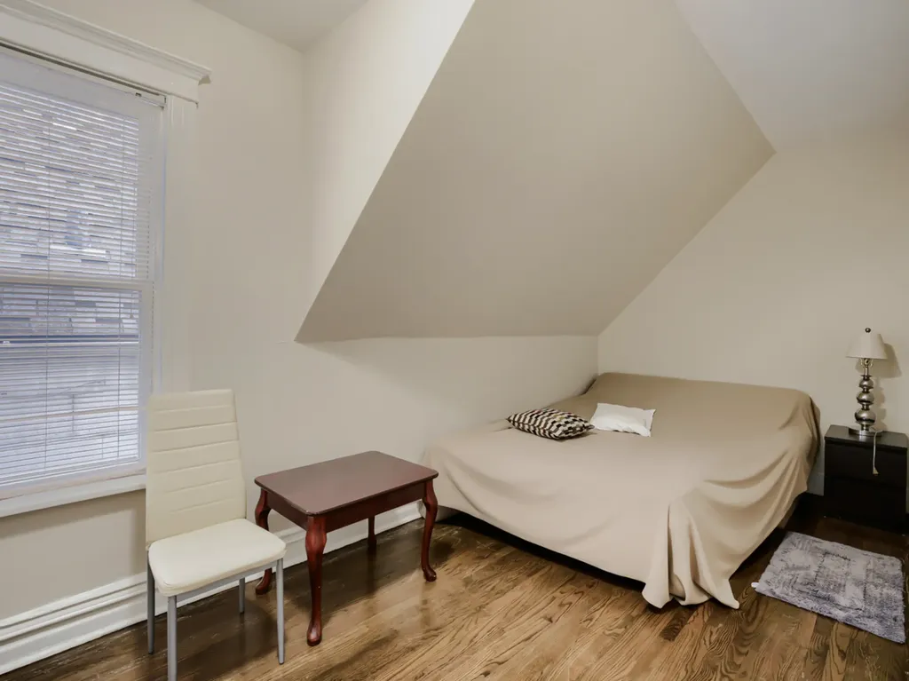1841 North Keystone Avenue Chicago IL 60639
