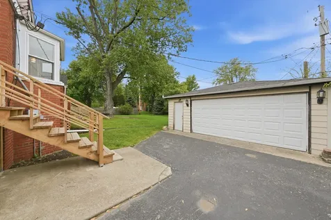 6830 West 112th Place Worth IL 60482