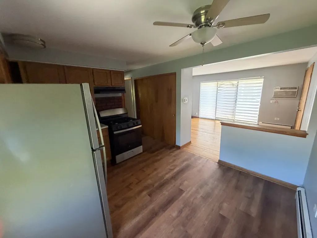 119 Cliff Street Willow Springs IL 60480