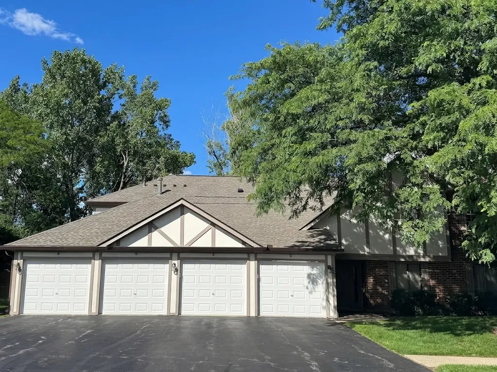2249 North Enlund Drive Palatine IL 60074