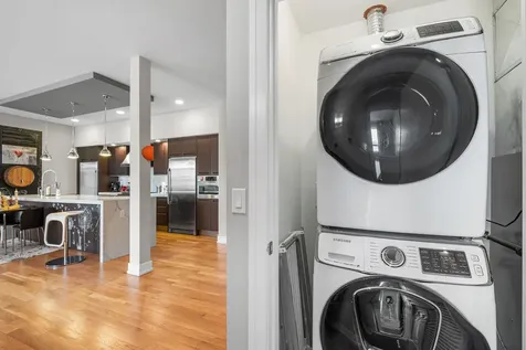 1317 North Larrabee Street Chicago IL 60610