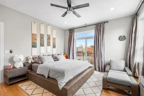 1317 North Larrabee Street Chicago IL 60610