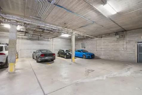 1317 North Larrabee Street Chicago IL 60610