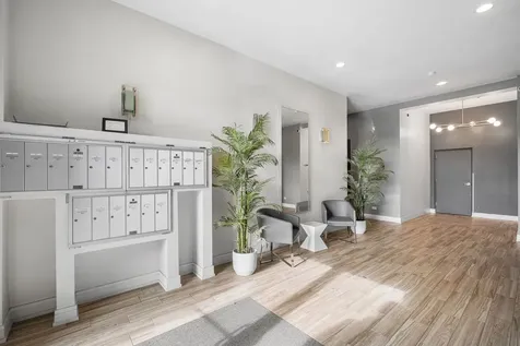 1317 North Larrabee Street Chicago IL 60610