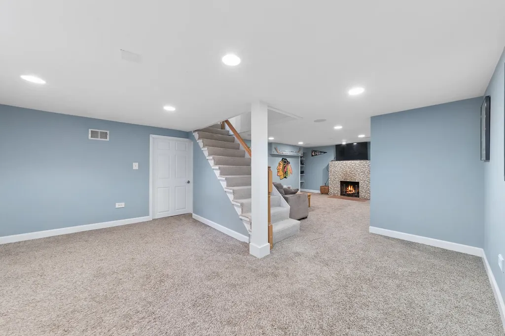 770 Highland Avenue Glen Ellyn IL 60137