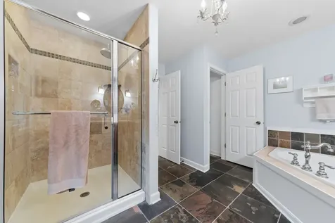 770 Highland Avenue Glen Ellyn IL 60137