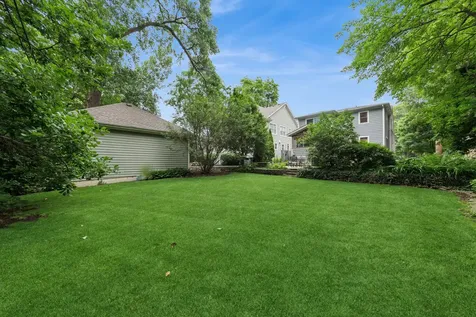 770 Highland Avenue Glen Ellyn IL 60137