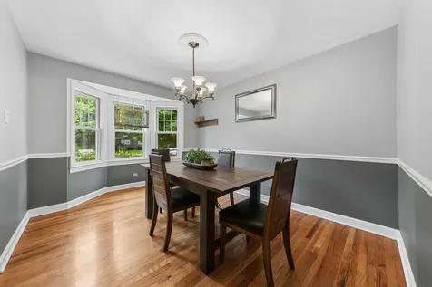770 Highland Avenue Glen Ellyn IL 60137