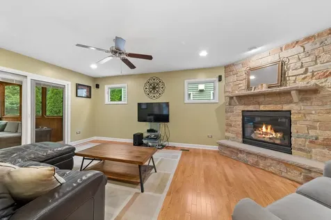 770 Highland Avenue Glen Ellyn IL 60137