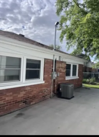 11705 South Meadow Lane Drive Merrionette Park IL 60803