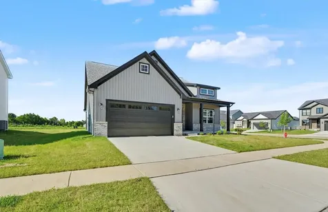 19 Meadow Drive Monticello IL 61856