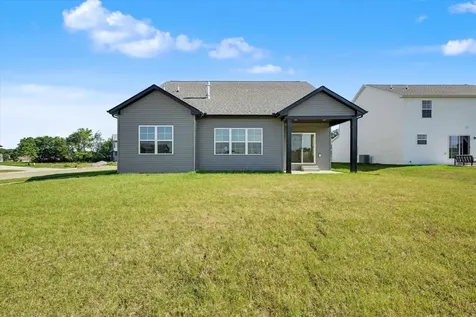 19 Meadow Drive Monticello IL 61856