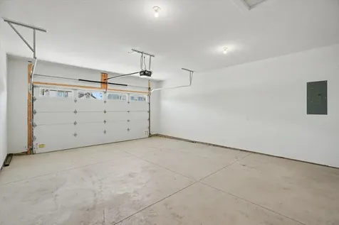 19 Meadow Drive Monticello IL 61856