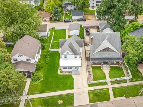 1239 West Lincoln Boulevard Freeport IL 61032