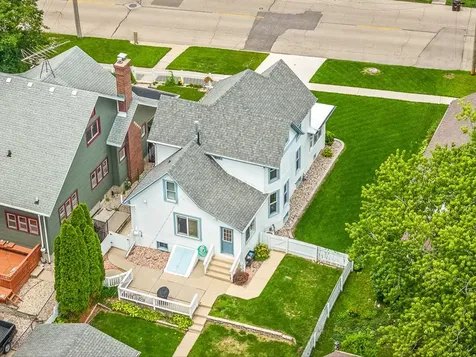 1239 West Lincoln Boulevard Freeport IL 61032