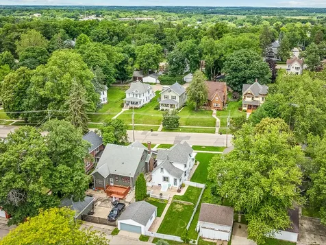 1239 West Lincoln Boulevard Freeport IL 61032