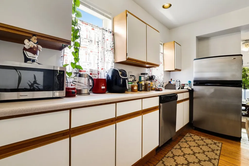 745 North Throop Street Chicago IL 60642
