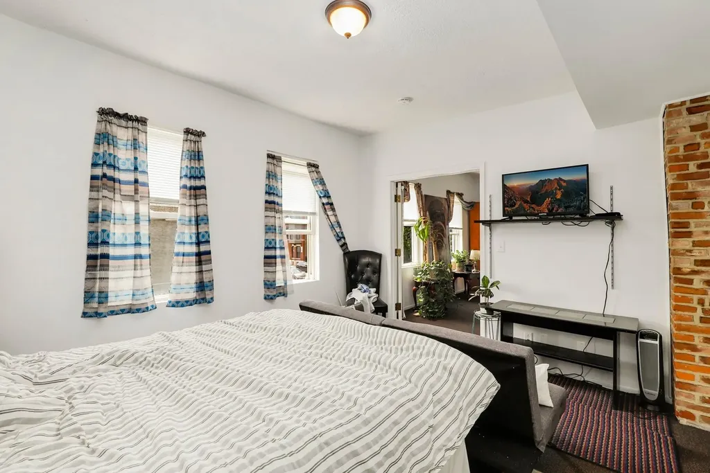 745 North Throop Street Chicago IL 60642