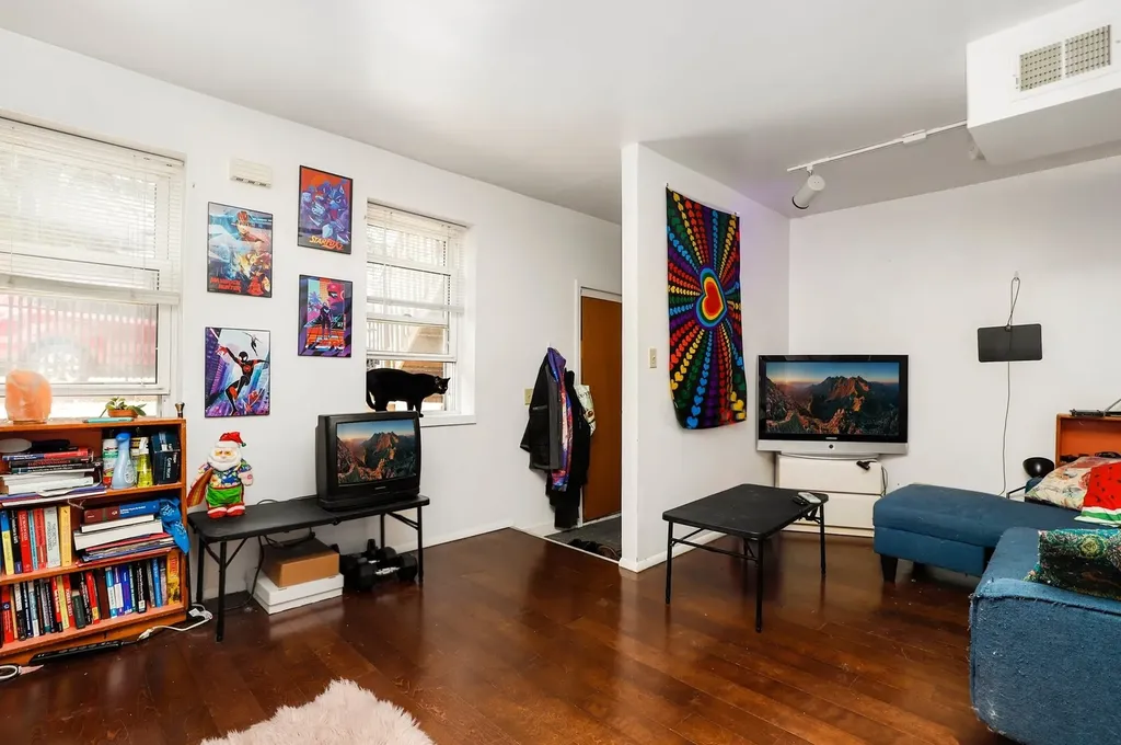 745 North Throop Street Chicago IL 60642