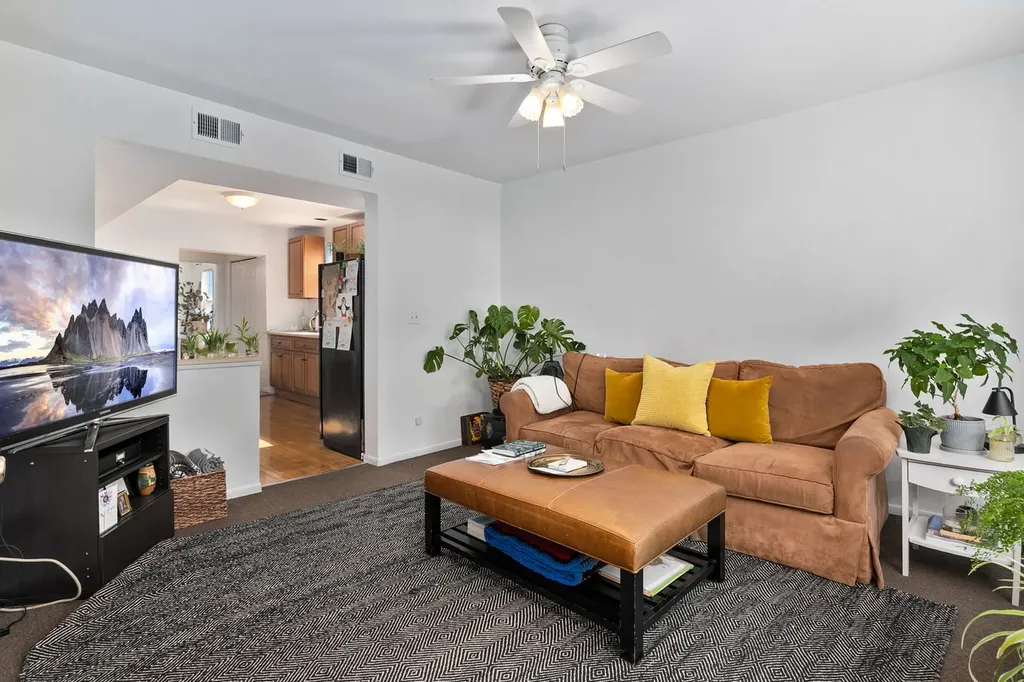 745 North Throop Street Chicago IL 60642