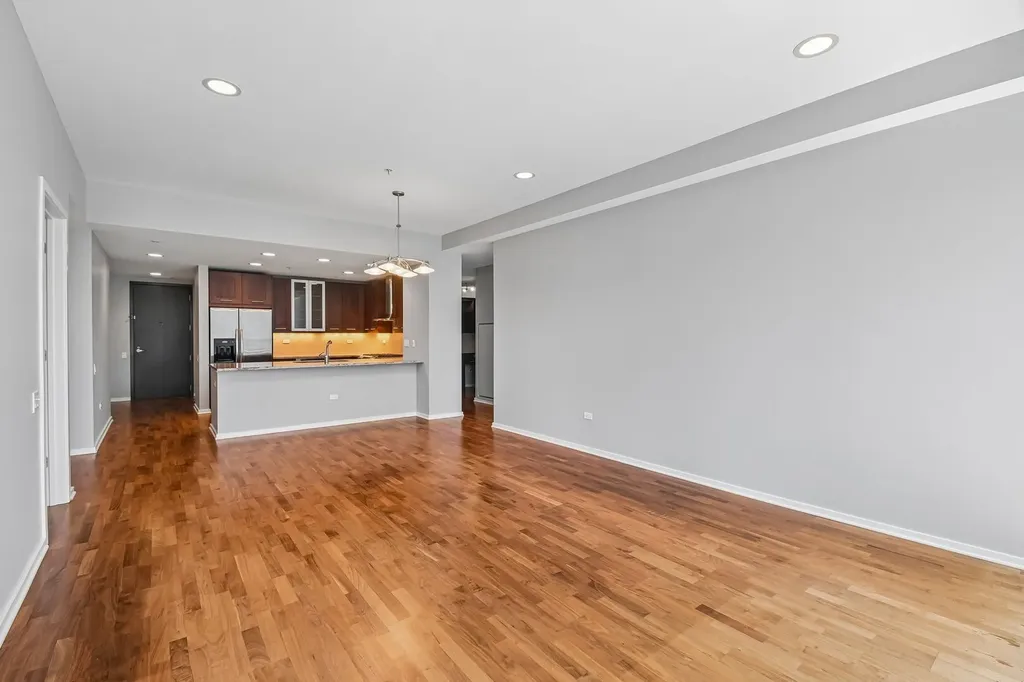 240 East Illinois Street Chicago IL 60611