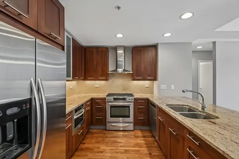 240 East Illinois Street Chicago IL 60611