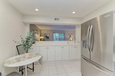 4000 Dundee Road Northbrook IL 60062