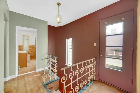 10122 South Bell Avenue Chicago IL 60643