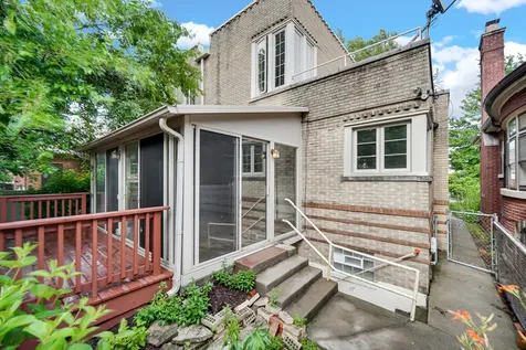 10122 South Bell Avenue Chicago IL 60643