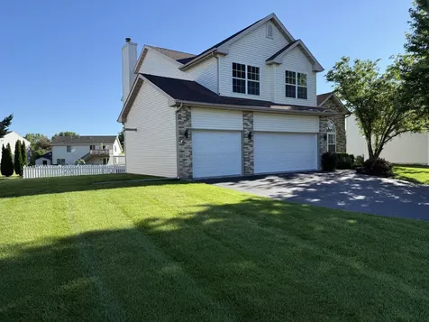 470 Prairie Knoll Drive Poplar Grove IL 61065