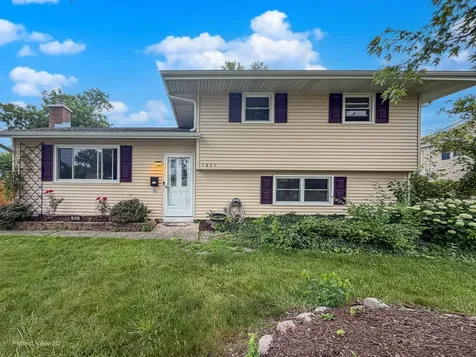7831 Sprucewood Avenue Woodridge IL 60517