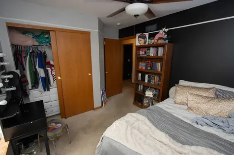 990 Wilkinson Lane North Aurora IL 60542