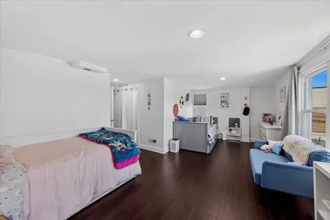 1221 Scoville Avenue Berwyn IL 60402