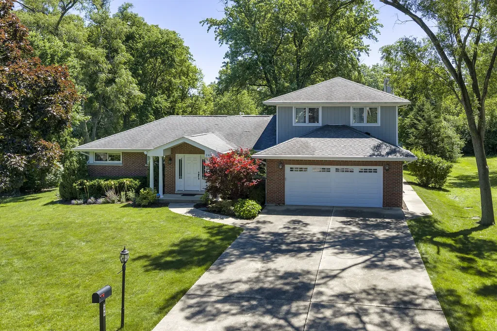 249 Spruce Road Northbrook IL 60062