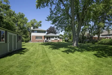249 Spruce Road Northbrook IL 60062