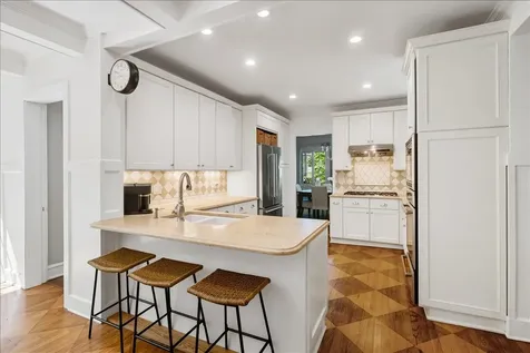 639 Lincoln Avenue Winnetka IL 60093