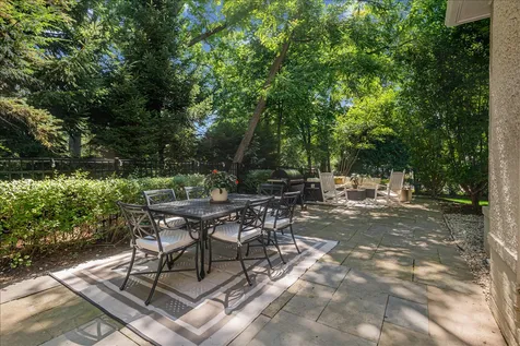 639 Lincoln Avenue Winnetka IL 60093