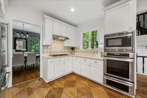 639 Lincoln Avenue Winnetka IL 60093