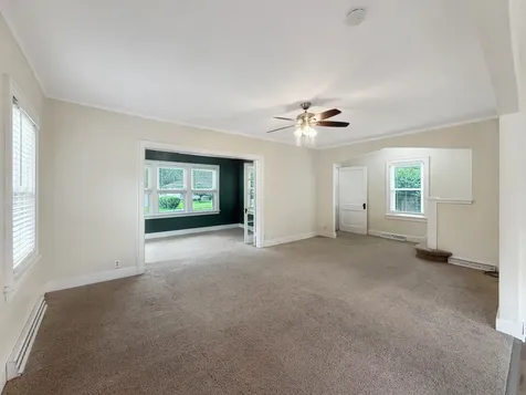 904 South Mckinley Avenue Freeport IL 61032