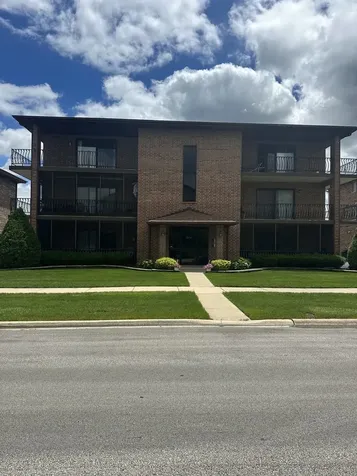 16743 Paxton Avenue Tinley Park IL 60477