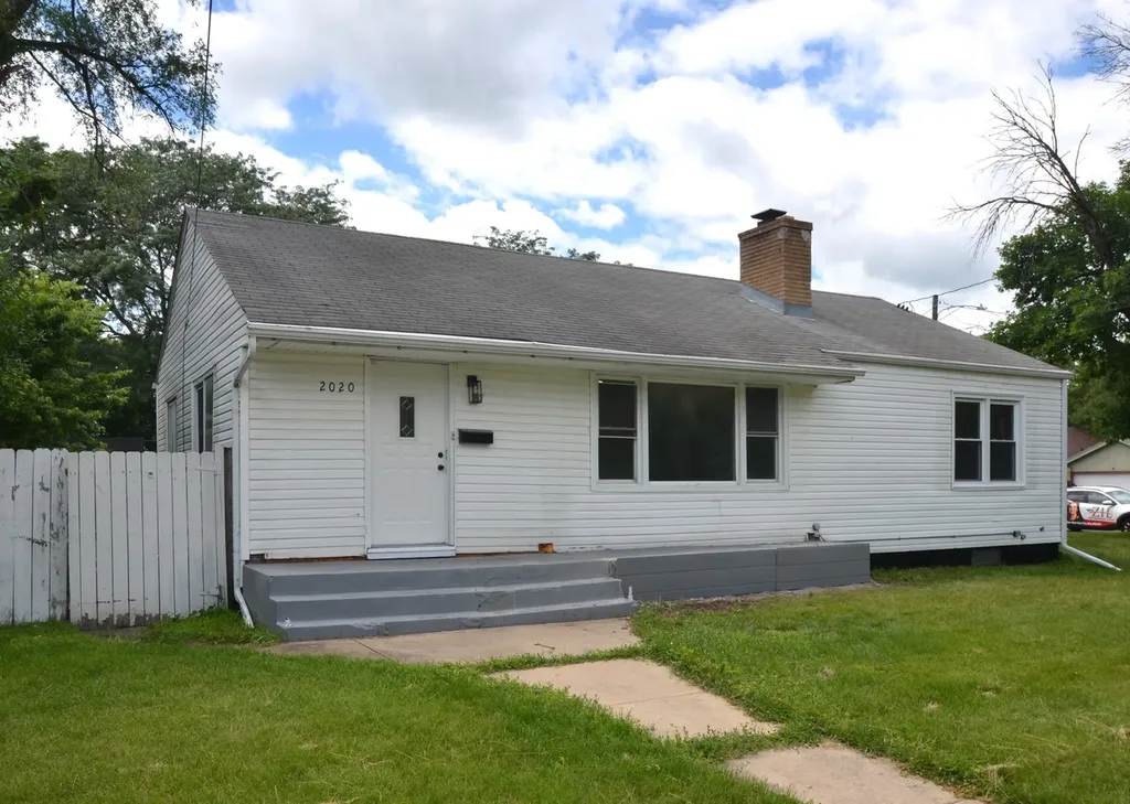2020 North Rockton Avenue Rockford IL 61103