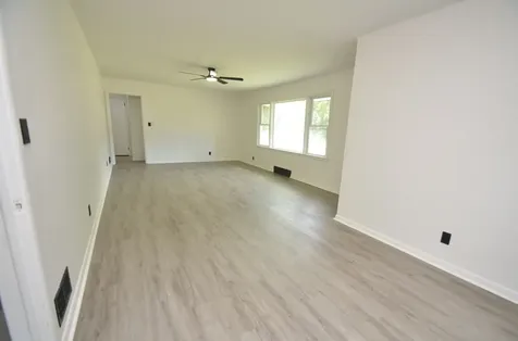 2020 North Rockton Avenue Rockford IL 61103