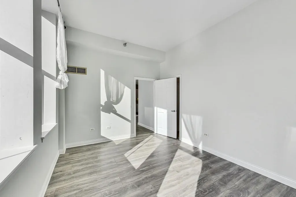 8 West Monroe Street Chicago IL 60603