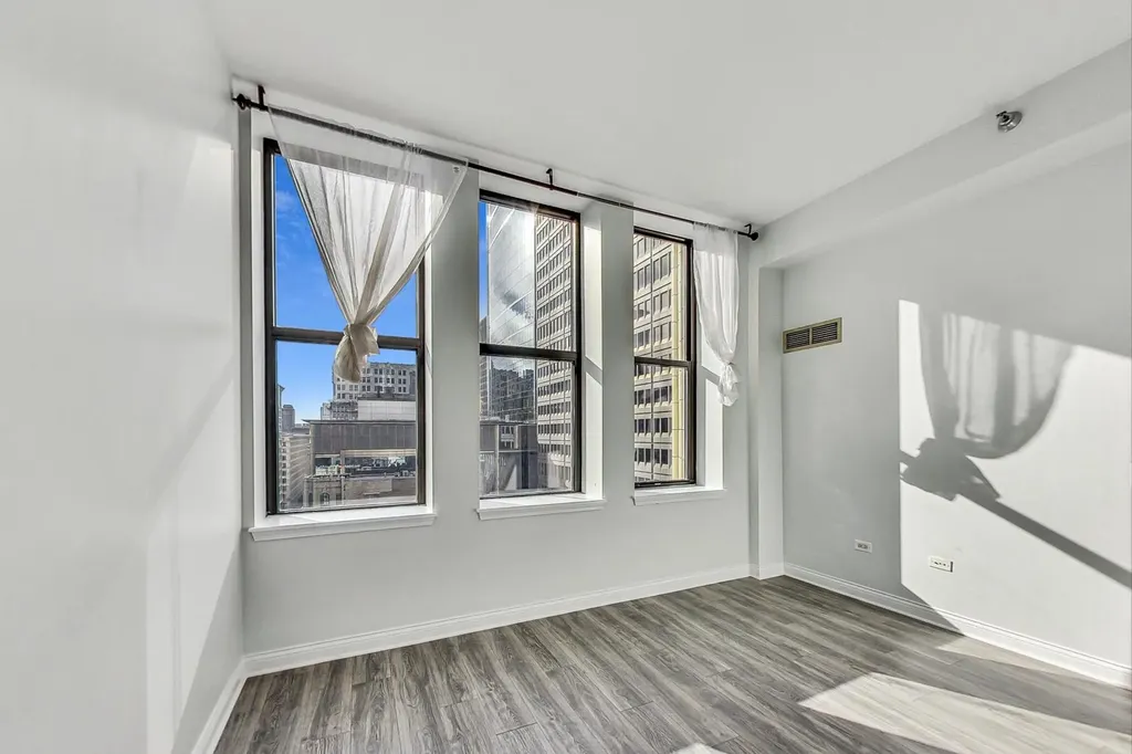 8 West Monroe Street Chicago IL 60603