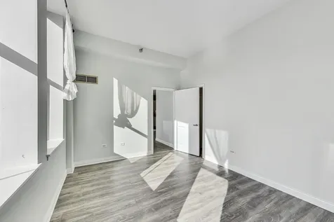 8 West Monroe Street Chicago IL 60603