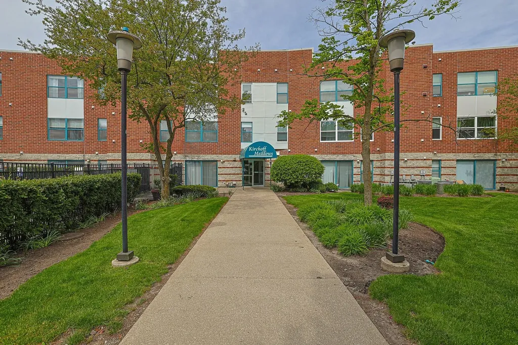 3265 Kirchoff Road Rolling Meadows IL 60008