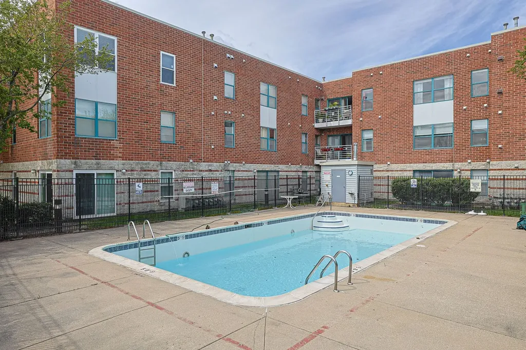 3265 Kirchoff Road Rolling Meadows IL 60008